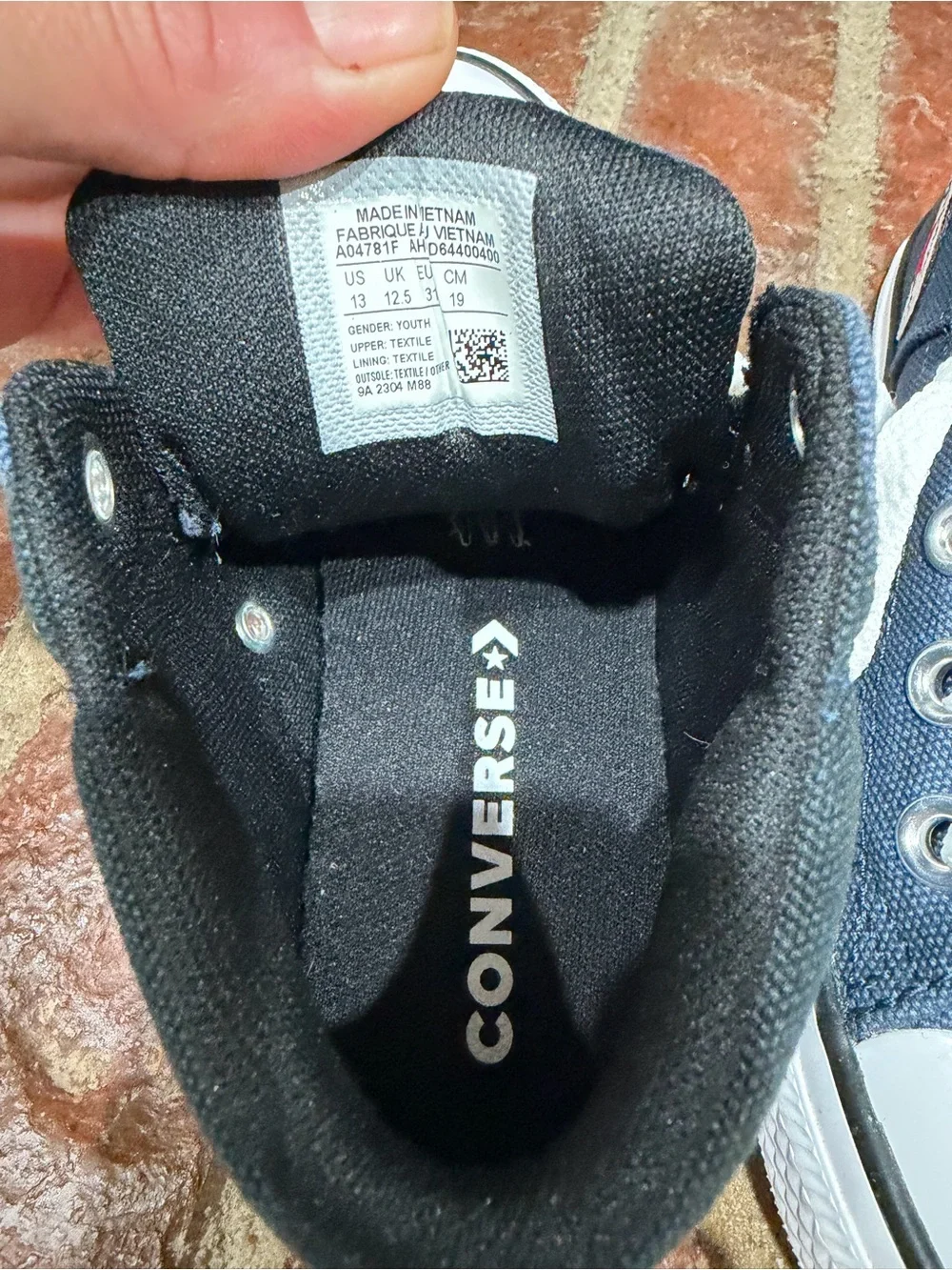 Converse navy canvas